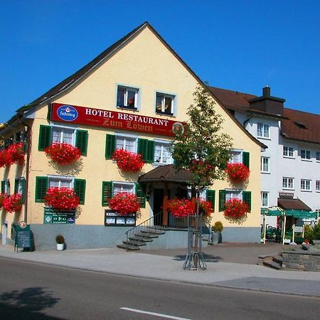 Hotel-Restaurant Zum Loewen Йещетен Екстериор снимка